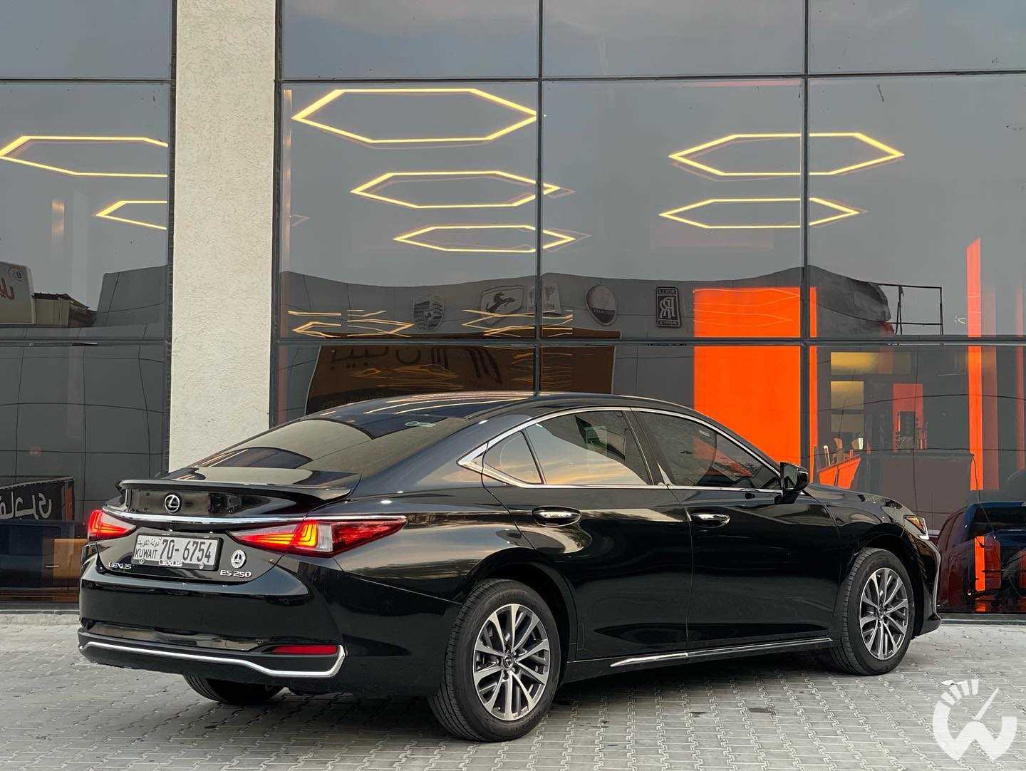 Weelz Kuwait Latest Used Cars Kuwait Lexus